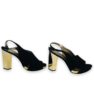 Diane Von Furstenburg black suede open toe heels mismatch pair size 9 and 9.5